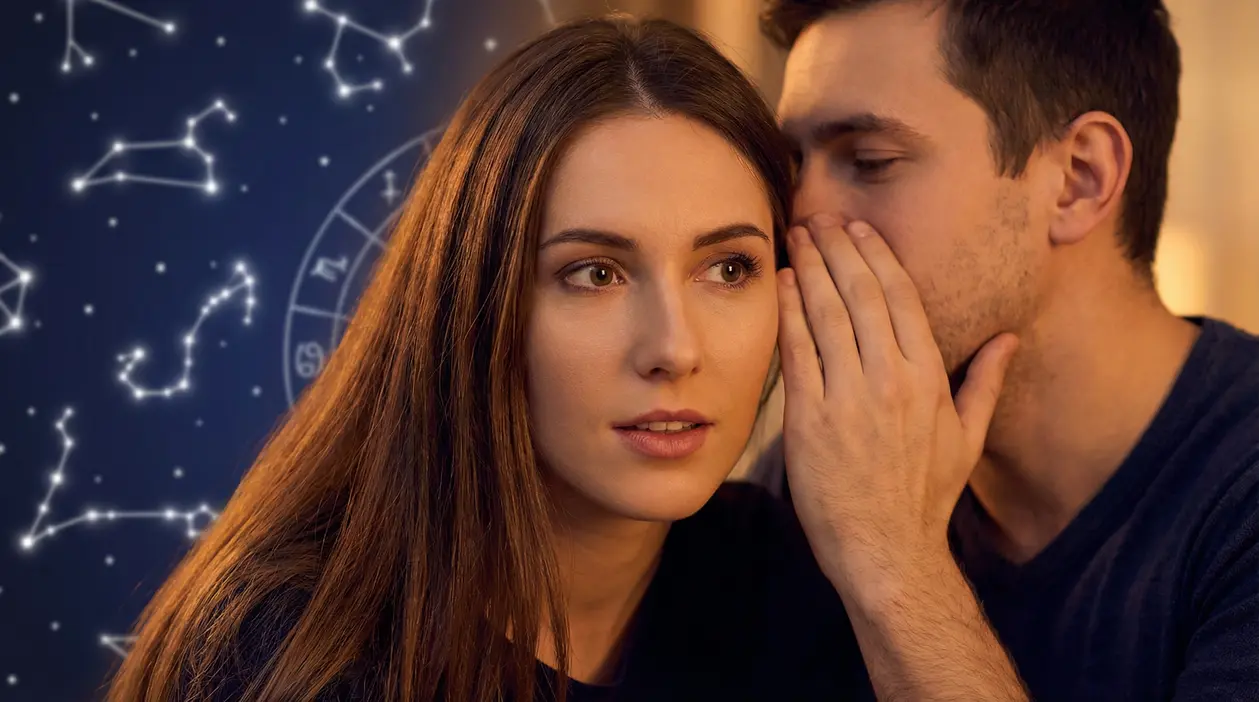 Uomo che sussurra all’orecchio di una donna, con sfondo di costellazioni e ruota zodiacale